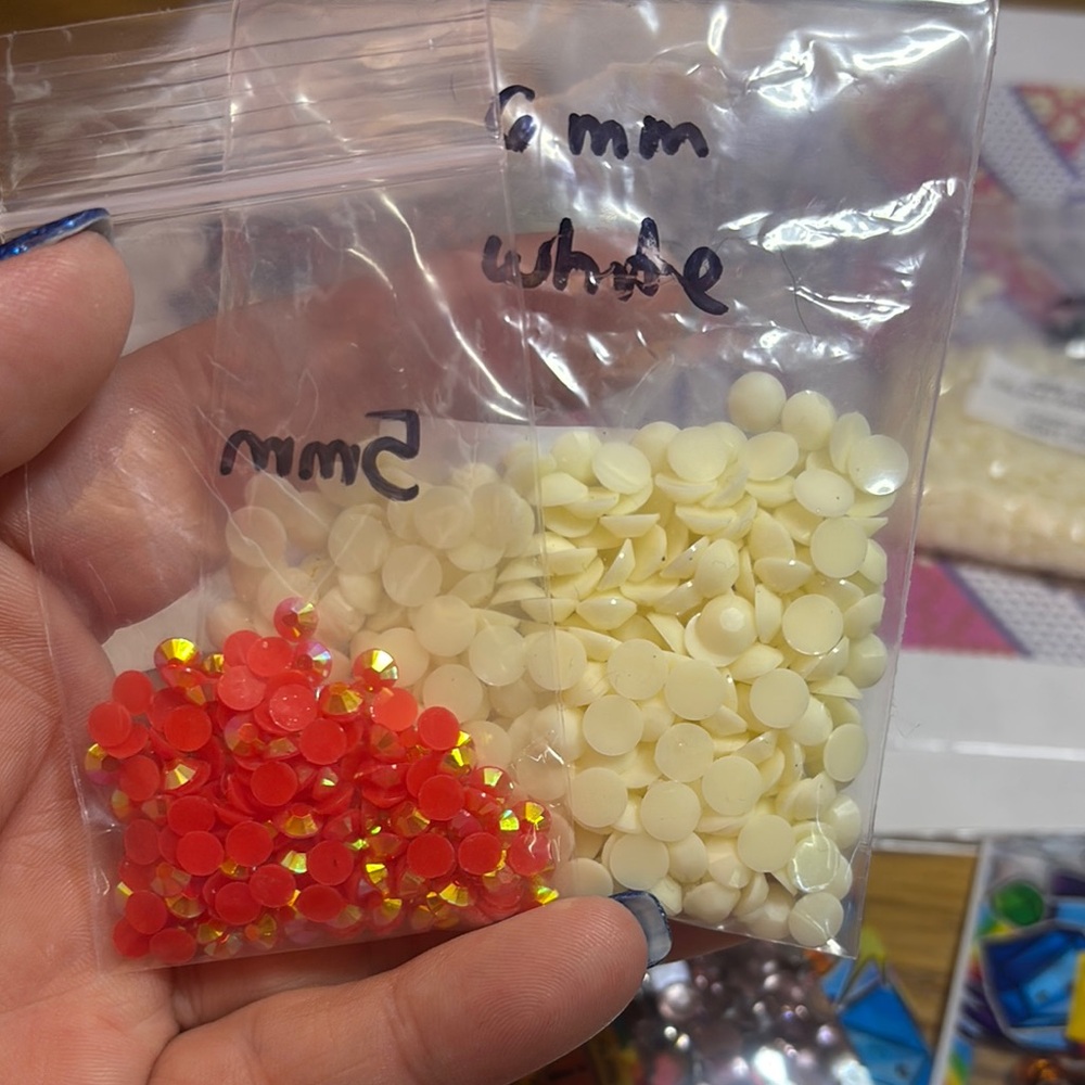 Colorful Rhinestone Craft Set - Picture 11 of 13